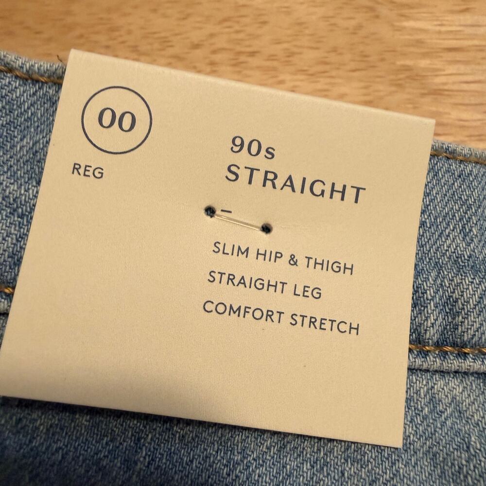 Universal Thread Women's Light Wash Embellished 9… - image 2